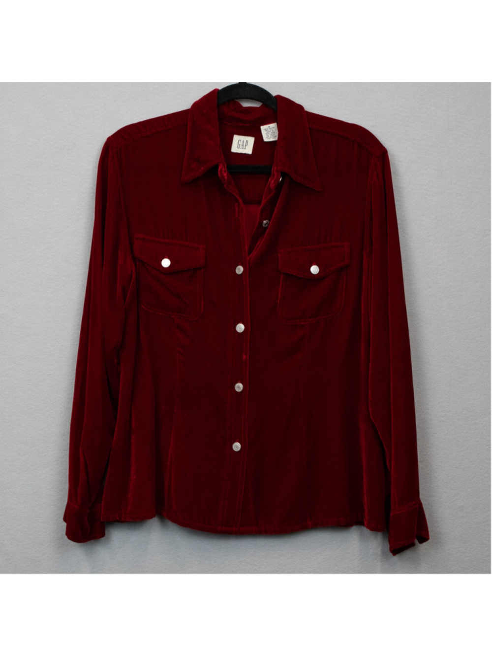 90s Gap burgundy velvet long sleeve button down shirt-M